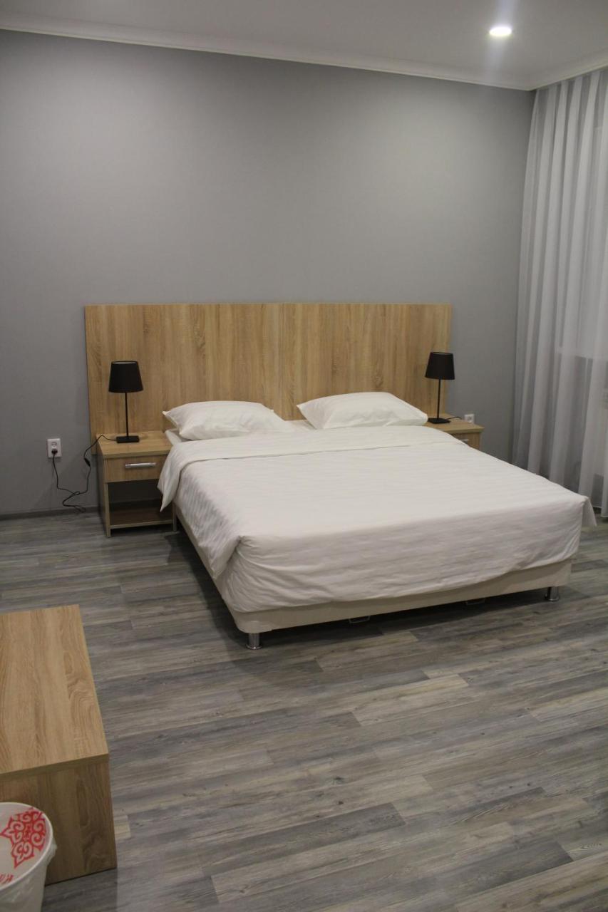 Hotel Inju Hills Астана Екстер'єр фото